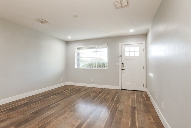 Foto del edificio - 3862 W Tamarisk St