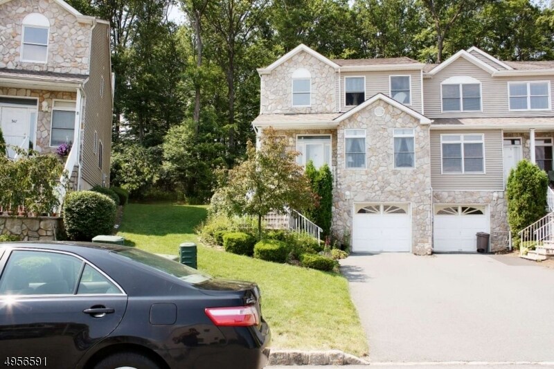 Primary Photo - 341 Summerhill Dr