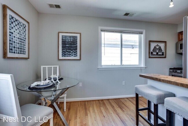 Foto del edificio - 1 br, 1 bath House - 807 Varnum St NW Unit 5