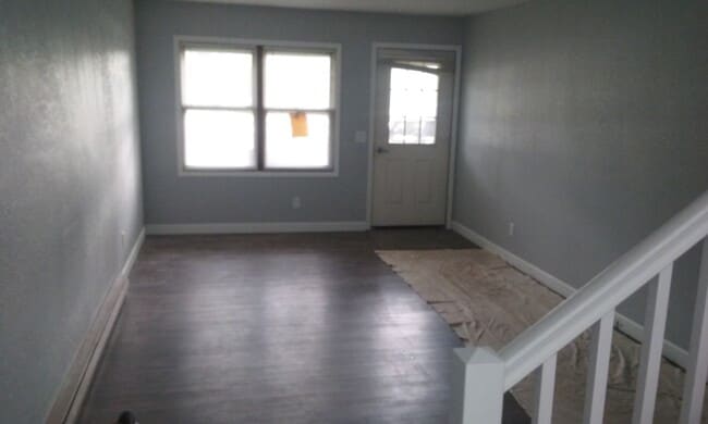 Building Photo - 1513 W Veterans Pkwy