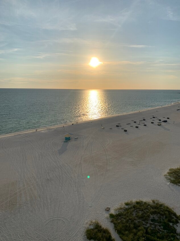 175 55th Ave Unit 203, St Pete Beach, FL 33706 Condo for Rent in St