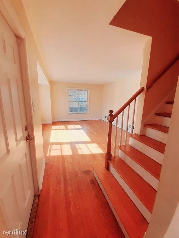 Foto del edificio - 3 br, 1 bath House - 3106 Woodworth Pl