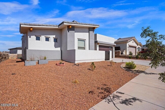 Foto del edificio - 717 Chatham Pl