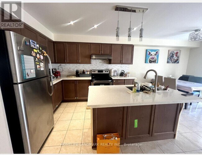 Building Photo - 1083 Bur Oak Ave