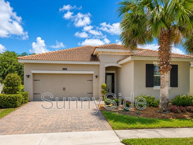 Building Photo - 1047 Oak Bluff Dr