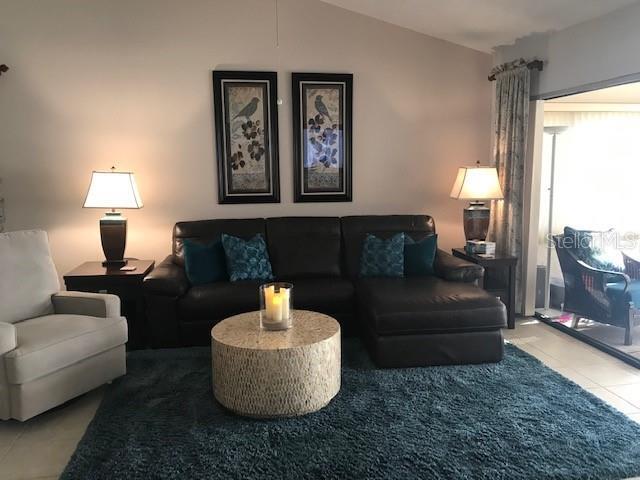 Foto del edificio - 5866 Clubside Dr