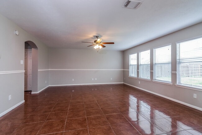 Building Photo - 16110 Marcelia Dr