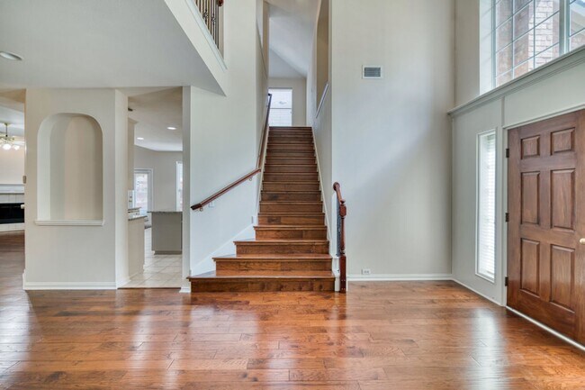 Foto del edificio - COMING SOON! 4 BEDROOM HOME LOCATED IN FLO...