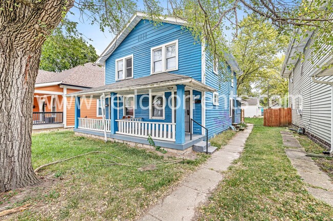 Building Photo - Charming 2-Bedroom Home in Historic Indian...