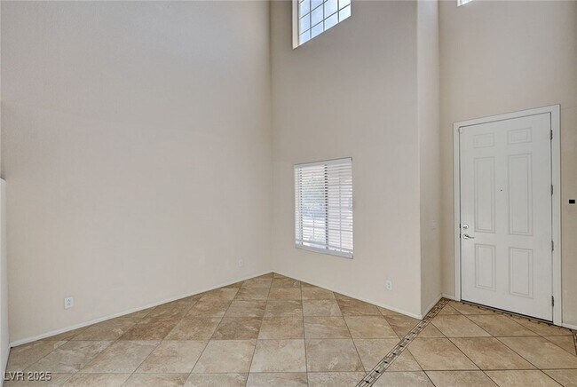 Foto del edificio - 5536 Danforth Ave