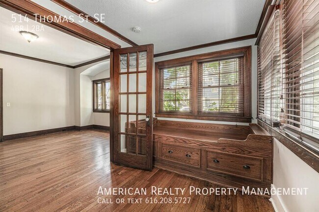 Foto del edificio - 514 Thomas St SE