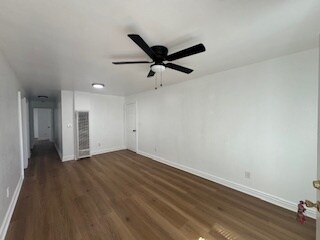 Foto del edificio - 121 W Century Blvd