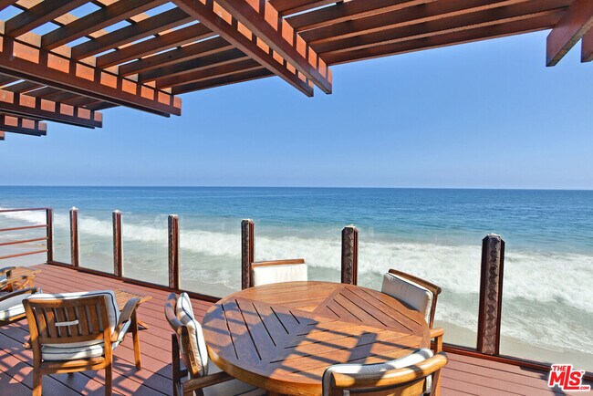 Foto del edificio - 27060 MALIBU COVE COLONY Dr