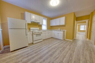 Building Photo - 307 Eichelberger St