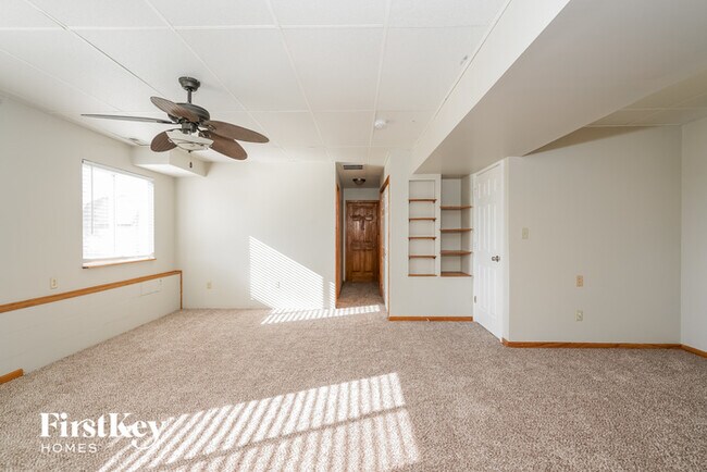 Building Photo - 791 Clydesdale Ln