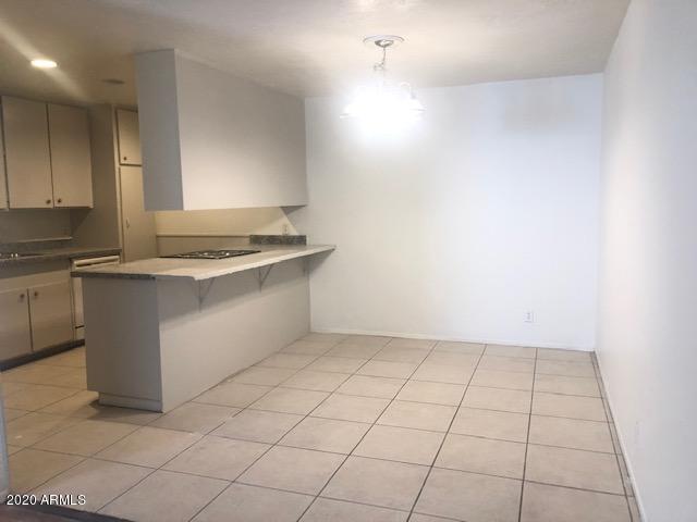 Building Photo - 5017 W New World Dr