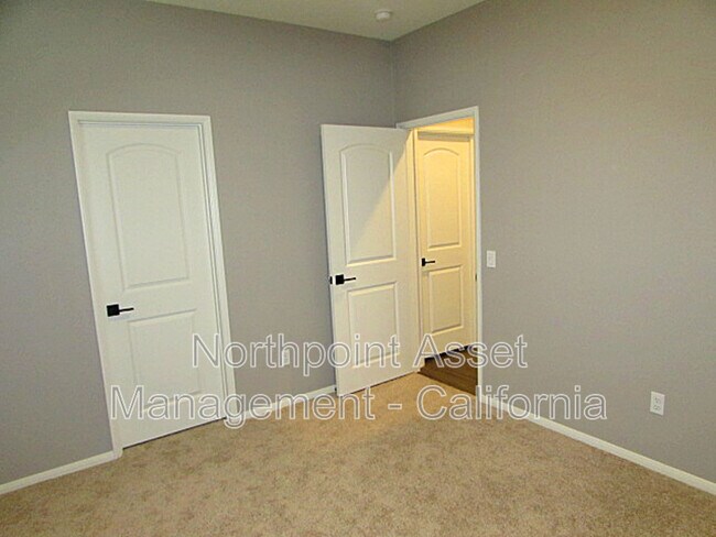 Building Photo - 26727 Orchid Ct