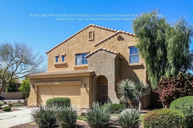 Building Photo - 1416 S 115th Dr