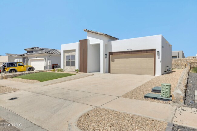 Building Photo - 12633 Middlesbrough Ave