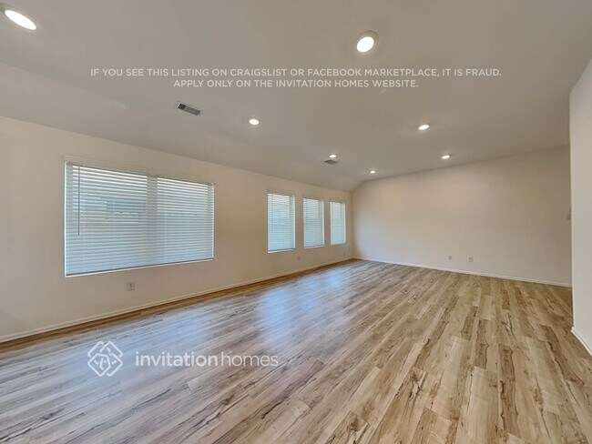 Foto del edificio - 22711 Bolanzo Ln