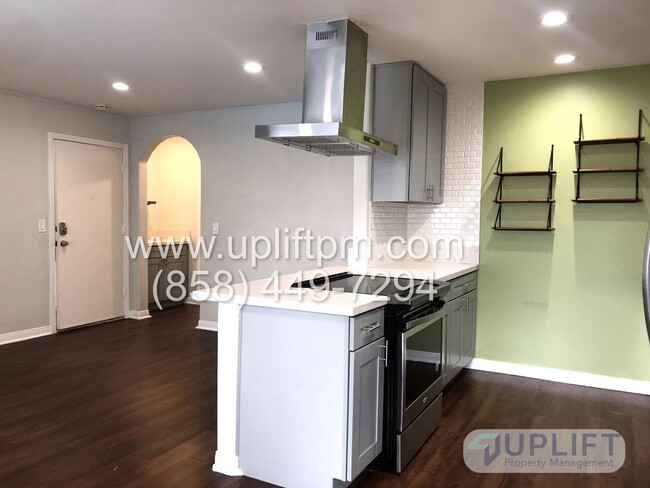 Building Photo - AVAILABLE SOON!!! 1-BEDROOM, 1-BATHROOM AP...