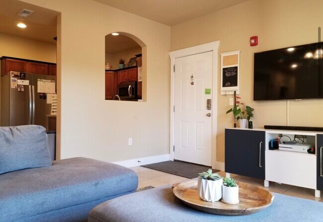 Building Photo - 108 W Spring Hill Way