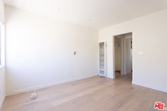 Foto del edificio - 1313 Ocean Front Walk