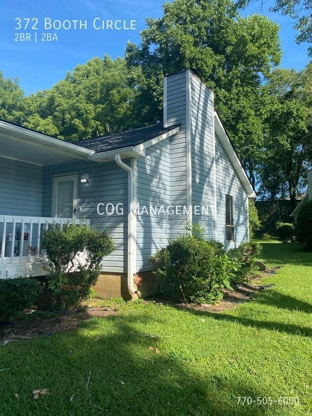 Primary Photo - Close To Marietta Square