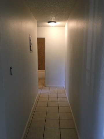 Building Photo - 9055 Orion Ave
