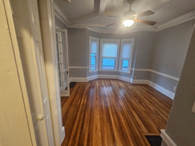 Foto del edificio - 208 Morrison Ave