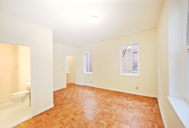 Foto del edificio - 1221 N Street, NW