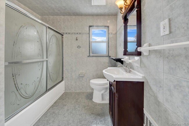 Foto del edificio - 169 Old Mamaroneck Rd