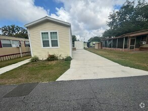 Building Photo - 5523 Eugene Dr