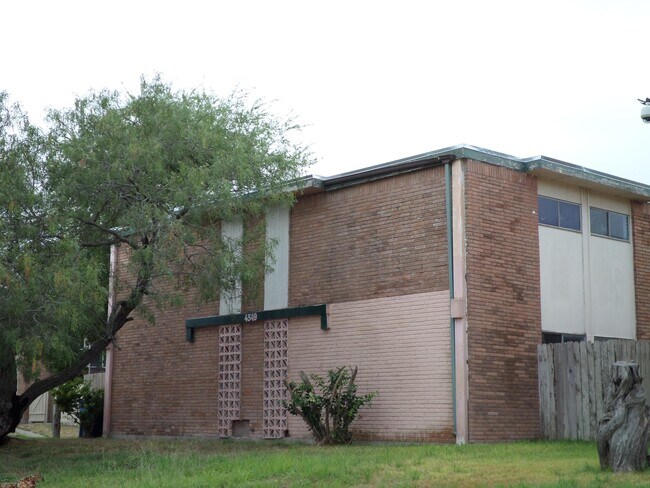 Building Photo - 4549 Gollihar Rd