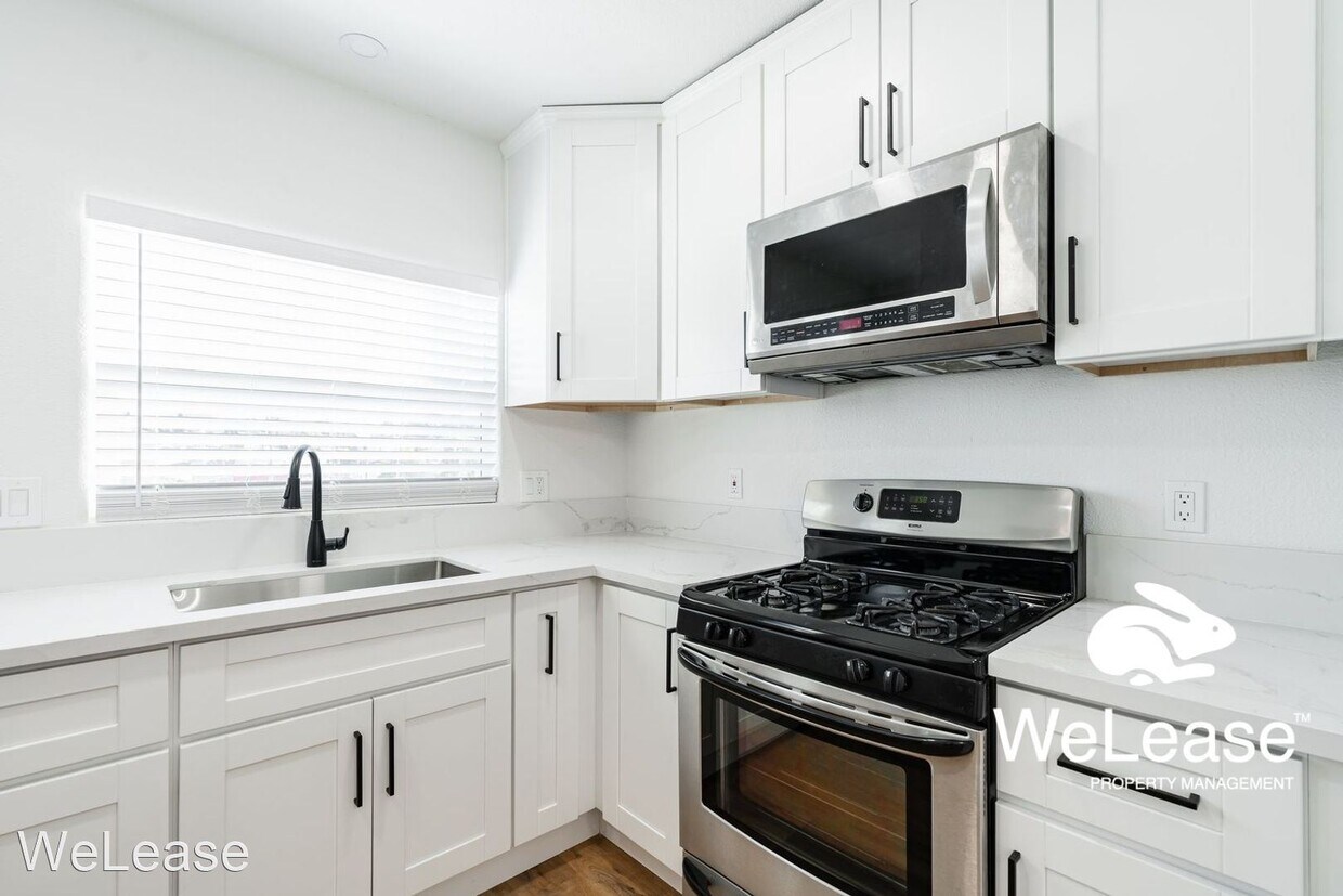 Primary Photo - 3 br, 2 bath House - 515 Merlin Drive