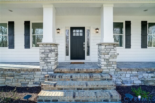 Foto del edificio - 620 Cross Ridge Ln