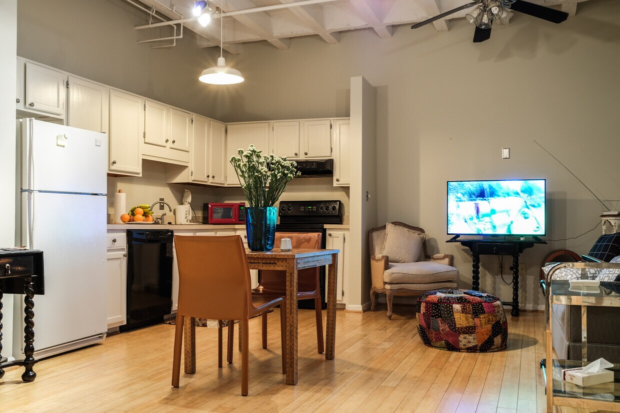Foto principal - 32 Peachtree St NW