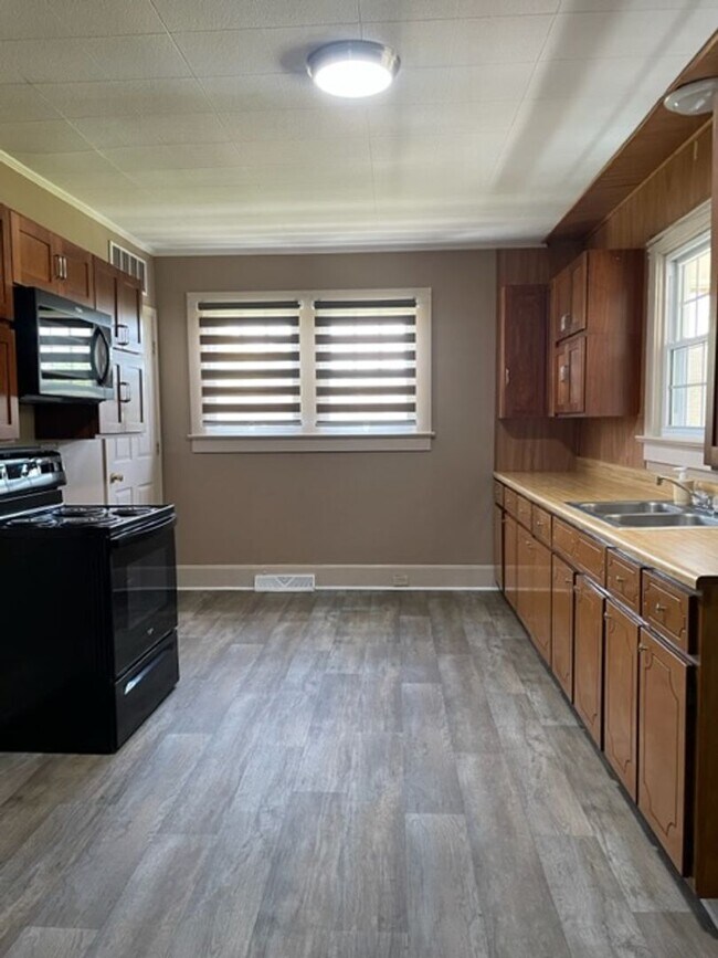 Foto del edificio - Brumfield Rd