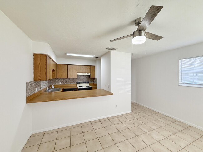 Foto del edificio - 3815 Osprey Cir