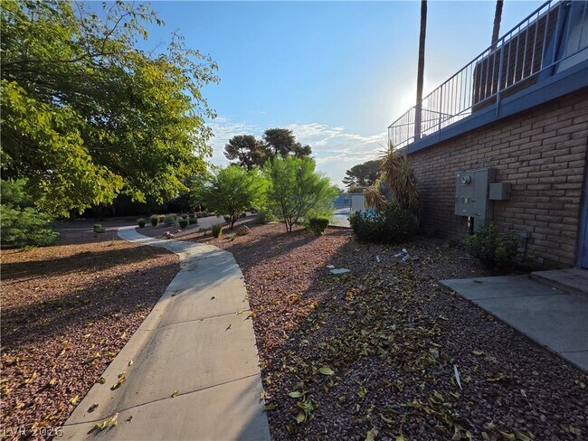 Building Photo - 4232 Kona Coast Way