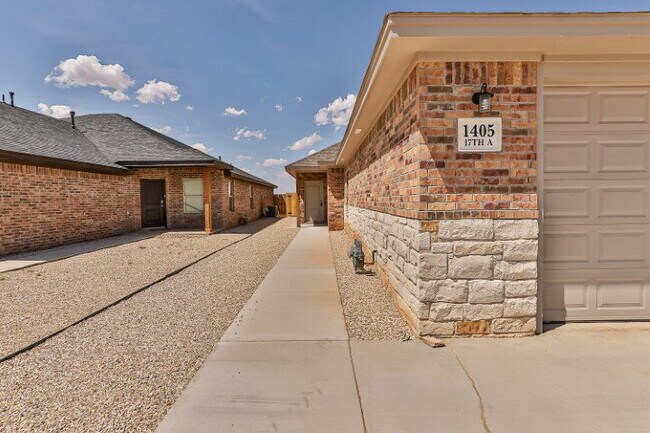 Building Photo - $500 Off First month's Rent - Modern Country Living Only Minutes From Lubbock Metro