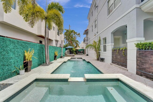 Foto del edificio - 2515 NE 18th St
