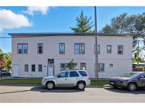 Building Photo - 568 N Farrington St