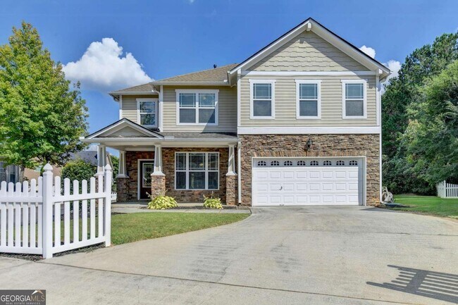 Building Photo - 3807 Downing Dr