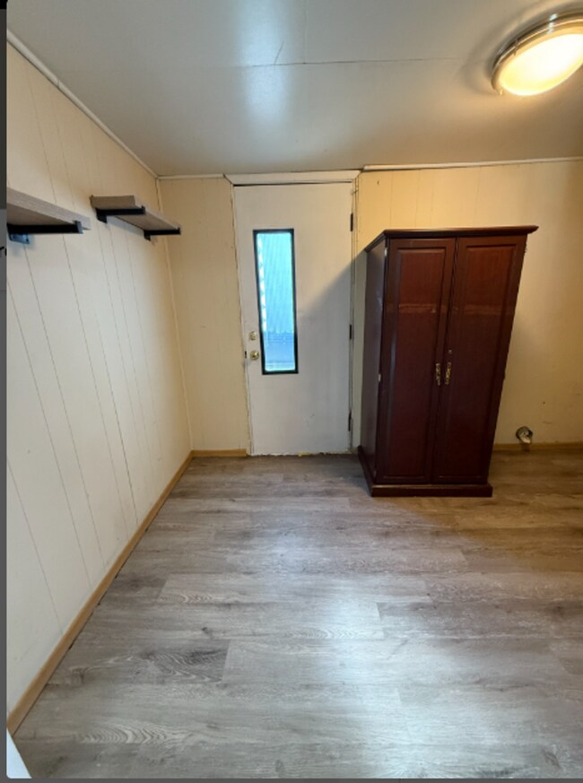 Foto del edificio - Charleroi, PA 2 bedroom, 1 bathroom