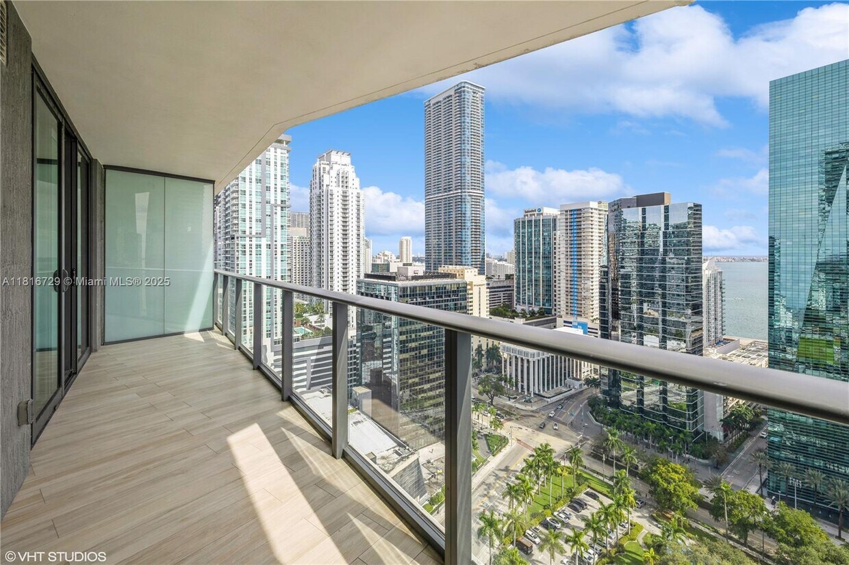 Foto principal - 1300 S Miami Ave