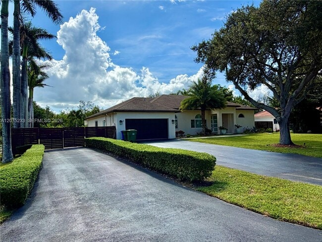 Foto del edificio - 5600 SW 199th Ave