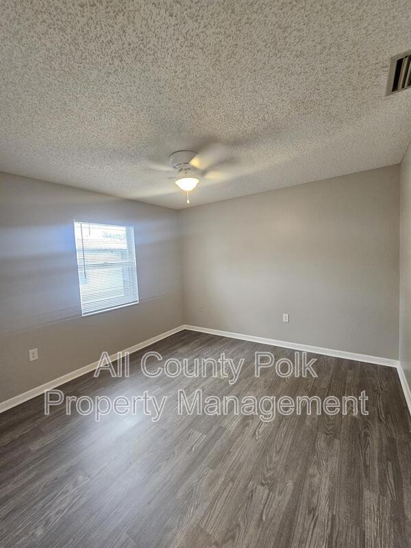 Foto del edificio - 455 Buck Moore Rd
