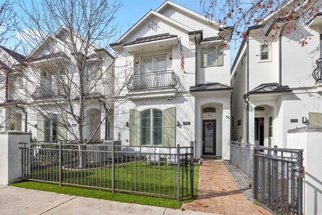Building Photo - 3708 Swayze Ct