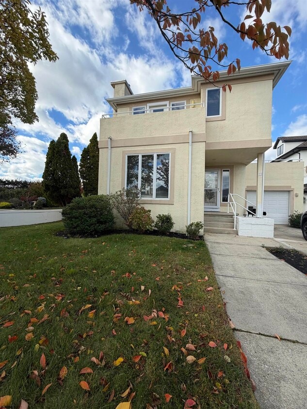 Foto principal - 33 Seaside Ct